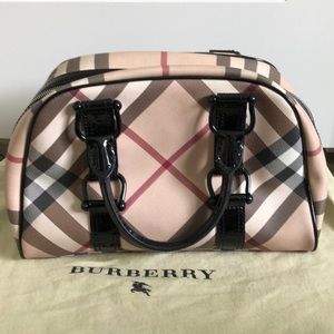 Burberry authentic nova check purse black patent